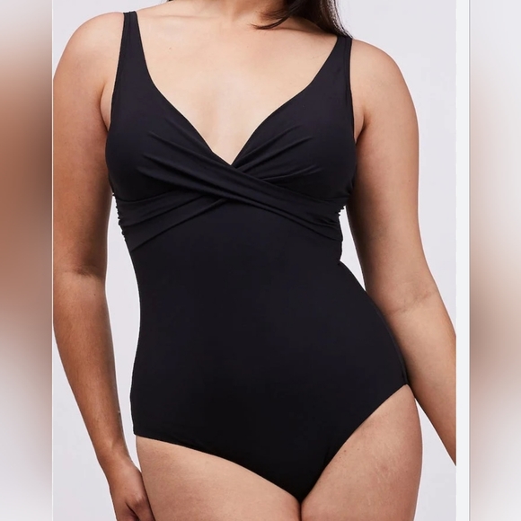 MOONTIDE | wrap bust underwire one piece swim bathing suit - Picture 7 of 7
